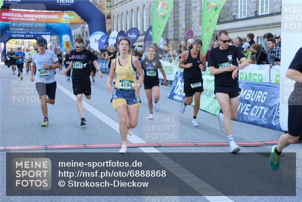01.09.2024 - BARMER Alsterlauf Strokosch-Dieckow http://msf.ph/oto/6888868 01.09.2024 09:53:49 Ziel 2042, 2190, 2215, 2399, 3014, 3020, 3136, 3741, 3808, 4194, 4383, 4457, 4533, 4661, 4924, 5026, 5155, 5157, 5202, 8013 meine-sportfotos.de