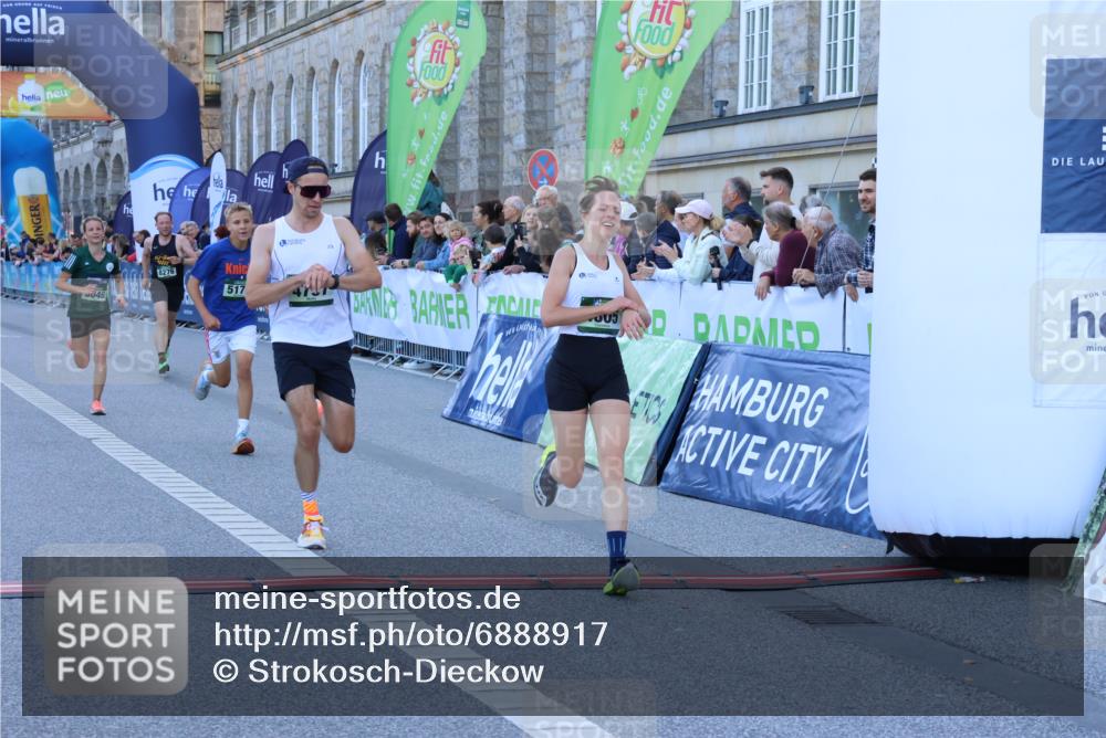 01.09.2024 - BARMER Alsterlauf Strokosch-Dieckow http://msf.ph/oto/6888917 01.09.2024 09:41:06 Ziel 3615, 4463, 4797, 4805, 5046, 5170, 8276 meine-sportfotos.de