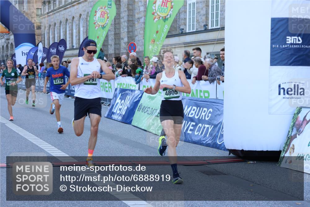 01.09.2024 - BARMER Alsterlauf Strokosch-Dieckow http://msf.ph/oto/6888919 01.09.2024 09:41:06 Ziel 3615, 4463, 4797, 4805, 5046, 5170, 8276 meine-sportfotos.de