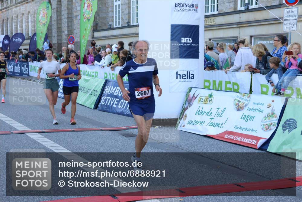 01.09.2024 - BARMER Alsterlauf Strokosch-Dieckow http://msf.ph/oto/6888921 01.09.2024 09:54:14 Ziel 2297, 2416, 2540, 2599, 2697, 2728, 2985, 3780, 4240, 4315, 4895, 5001, 5229 meine-sportfotos.de