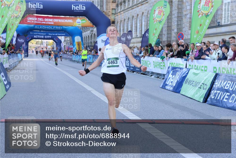 01.09.2024 - BARMER Alsterlauf Strokosch-Dieckow http://msf.ph/oto/6888944 01.09.2024 09:41:15 Ziel 2107, 3802, 4463 meine-sportfotos.de