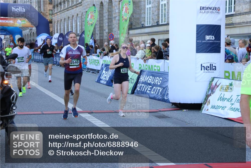 01.09.2024 - BARMER Alsterlauf Strokosch-Dieckow http://msf.ph/oto/6888946 01.09.2024 09:54:23 Ziel 2540, 2561, 2599, 3776, 3780, 4172, 4173, 4303, 4315, 4514, 4738, 5001 meine-sportfotos.de