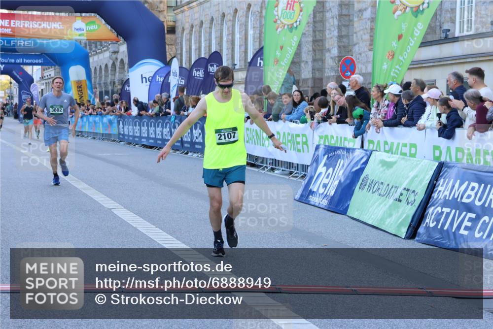 01.09.2024 - BARMER Alsterlauf Strokosch-Dieckow http://msf.ph/oto/6888949 01.09.2024 09:41:21 Ziel 2107, 3400, 3802, 4136, 4615 meine-sportfotos.de
