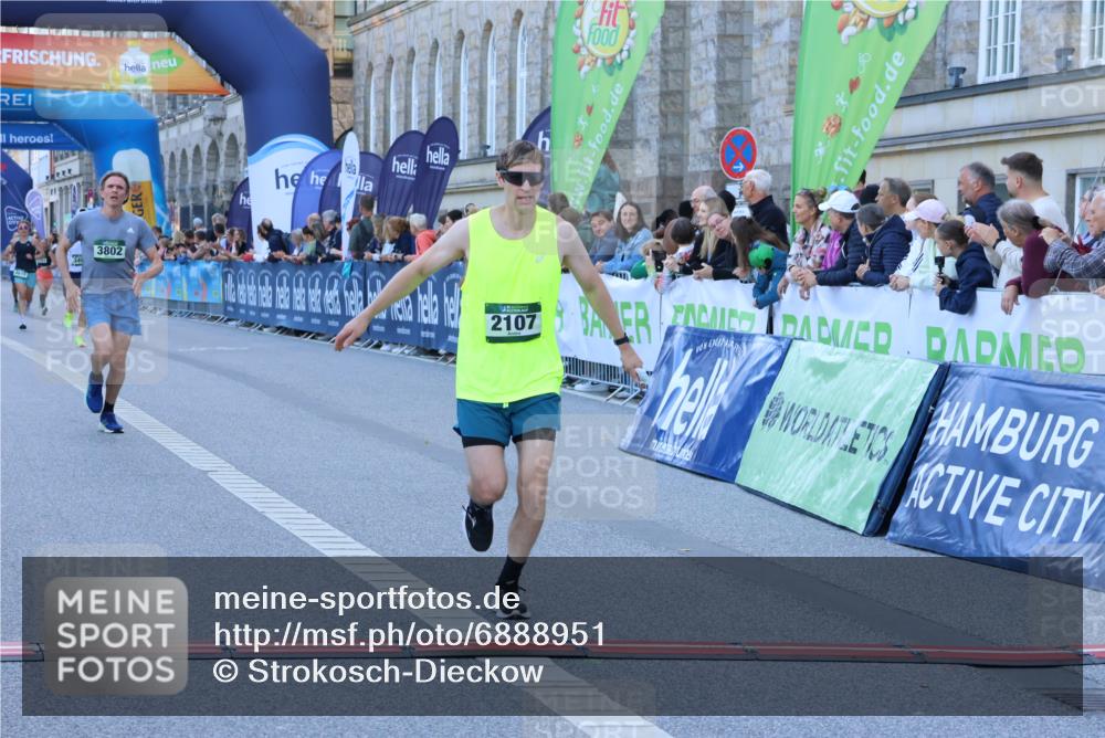 01.09.2024 - BARMER Alsterlauf Strokosch-Dieckow http://msf.ph/oto/6888951 01.09.2024 09:41:22 Ziel 2107, 3400, 3802, 3881, 4136, 4615 meine-sportfotos.de