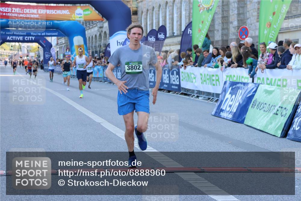 01.09.2024 - BARMER Alsterlauf Strokosch-Dieckow http://msf.ph/oto/6888960 01.09.2024 09:41:24 Ziel 2107, 3400, 3802, 3881, 4136, 4615 meine-sportfotos.de