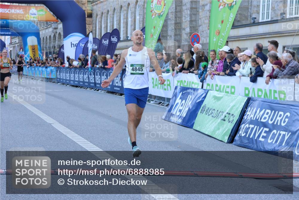 01.09.2024 - BARMER Alsterlauf Strokosch-Dieckow http://msf.ph/oto/6888985 01.09.2024 09:41:35 Ziel 3074, 3881, 4529, 4845, 5041, 8213, 8376 meine-sportfotos.de