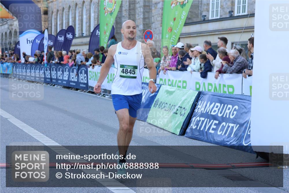 01.09.2024 - BARMER Alsterlauf Strokosch-Dieckow http://msf.ph/oto/6888988 01.09.2024 09:41:36 Ziel 2627, 3074, 4529, 4845, 5041, 8213, 8376 meine-sportfotos.de