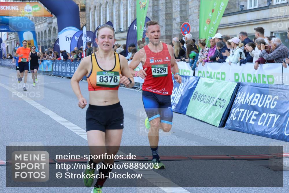 01.09.2024 - BARMER Alsterlauf Strokosch-Dieckow http://msf.ph/oto/6889003 01.09.2024 09:41:40 Ziel 2627, 3074, 4529, 5041, 8189, 8213, 8376 meine-sportfotos.de