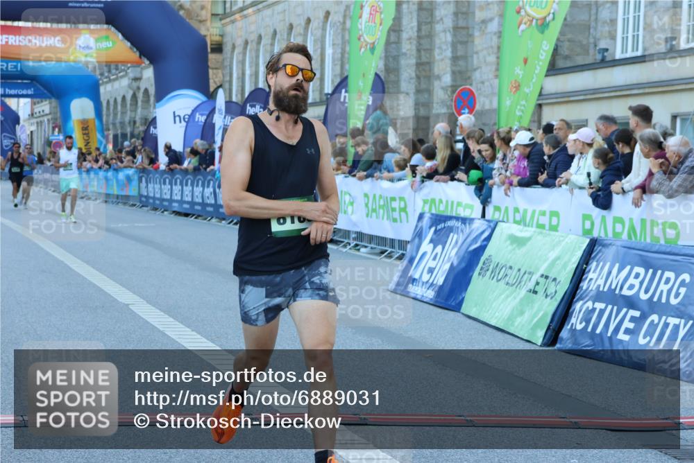 01.09.2024 - BARMER Alsterlauf Strokosch-Dieckow http://msf.ph/oto/6889031 01.09.2024 09:41:50 Ziel 3372, 4418, 4511, 5052, 8030, 8189 meine-sportfotos.de