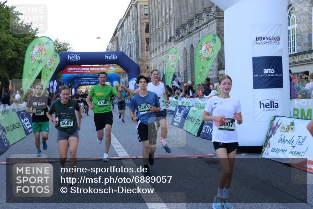 01.09.2024 - BARMER Alsterlauf Strokosch-Dieckow http://msf.ph/oto/6889057 01.09.2024 09:55:16 Ziel 2447, 2508, 2722, 2933, 3075, 3558, 3681, 3749, 3816, 4607, 4626, 4657, 4697, 5007, 5167, 5293, 5309 meine-sportfotos.de