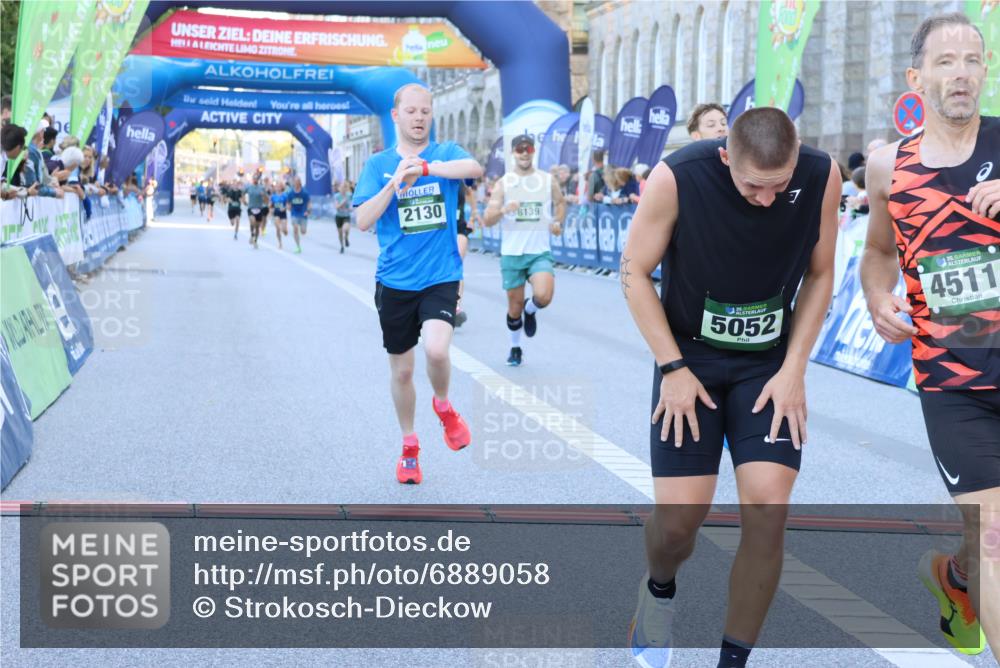 01.09.2024 - BARMER Alsterlauf Strokosch-Dieckow http://msf.ph/oto/6889058 01.09.2024 09:42:01 Ziel 2130, 3041, 4418, 4424, 4511, 4753, 4943, 5052, 5300, 8030, 8139, 8140 meine-sportfotos.de