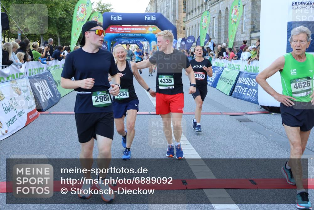 01.09.2024 - BARMER Alsterlauf Strokosch-Dieckow http://msf.ph/oto/6889092 01.09.2024 09:55:29 Ziel 2194, 2232, 2969, 3060, 3156, 3186, 3241, 3317, 3409, 3800, 3923, 4053, 4334, 4335, 4654, 5243, 8121, 8350 meine-sportfotos.de