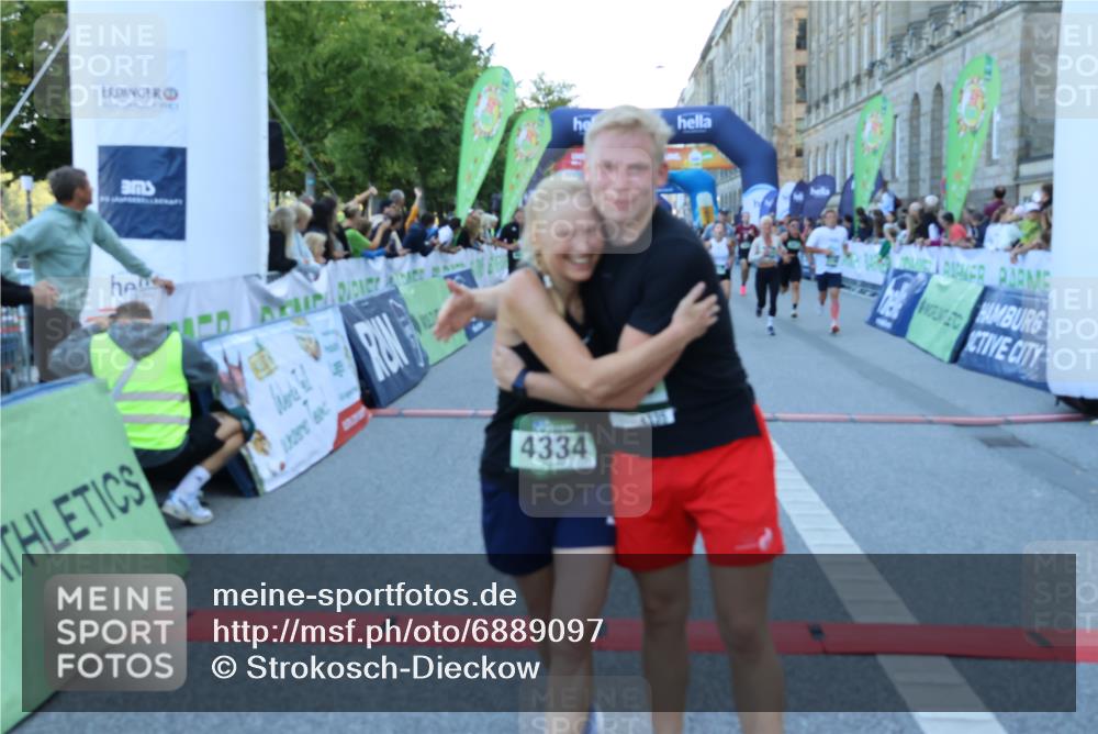 01.09.2024 - BARMER Alsterlauf Strokosch-Dieckow http://msf.ph/oto/6889097 01.09.2024 09:55:31 Ziel 2194, 2232, 2955, 3060, 3156, 3186, 3241, 3317, 3409, 3800, 3923, 4053, 4654, 5243, 8350 meine-sportfotos.de