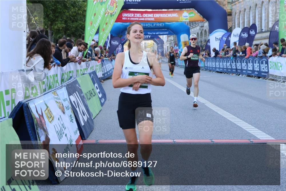 01.09.2024 - BARMER Alsterlauf Strokosch-Dieckow http://msf.ph/oto/6889127 01.09.2024 09:42:30 Ziel 3655, 4360, 4829, 4833, 4857, 8209, 8220 meine-sportfotos.de