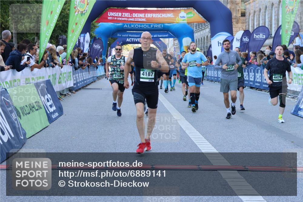 01.09.2024 - BARMER Alsterlauf Strokosch-Dieckow http://msf.ph/oto/6889141 01.09.2024 09:55:50 Ziel 2100, 2195, 2458, 2616, 2782, 3423, 3431, 3432, 3433, 3703, 3989, 4187, 4476, 4866, 4899, 4946, 5108, 5226, 5262 meine-sportfotos.de