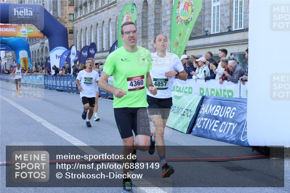 01.09.2024 - BARMER Alsterlauf Strokosch-Dieckow http://msf.ph/oto/6889149 01.09.2024 09:42:41 Ziel 4168, 4360, 4675, 4762, 4834, 4857, 8187, 8217 meine-sportfotos.de