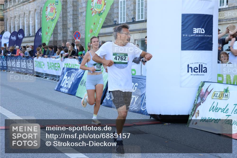 01.09.2024 - BARMER Alsterlauf Strokosch-Dieckow http://msf.ph/oto/6889157 01.09.2024 09:42:43 Ziel 4168, 4360, 4675, 4762, 4834, 4857, 5274, 8187, 8217 meine-sportfotos.de