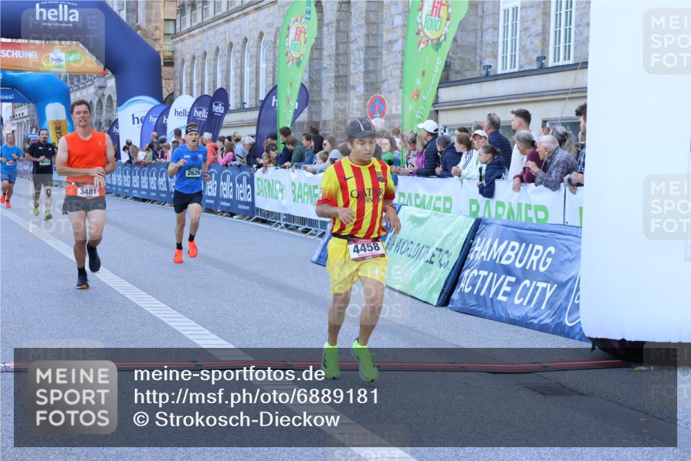 01.09.2024 - BARMER Alsterlauf Strokosch-Dieckow http://msf.ph/oto/6889181 01.09.2024 09:42:57 Ziel 2492, 2626, 2951, 3481, 4450, 4458 meine-sportfotos.de