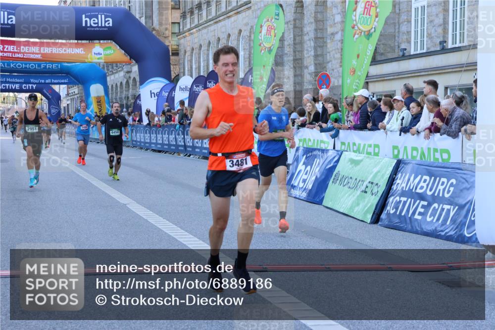 01.09.2024 - BARMER Alsterlauf Strokosch-Dieckow http://msf.ph/oto/6889186 01.09.2024 09:42:58 Ziel 2492, 2626, 2951, 3305, 3481, 4450, 4458 meine-sportfotos.de