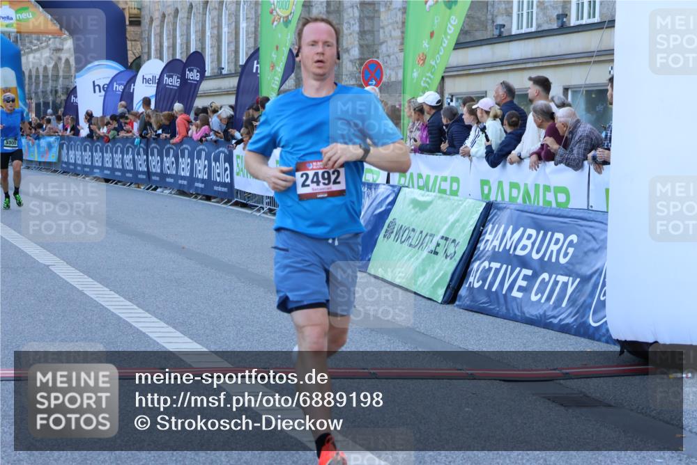 01.09.2024 - BARMER Alsterlauf Strokosch-Dieckow http://msf.ph/oto/6889198 01.09.2024 09:43:04 Ziel 2492, 3114, 3305, 4049, 4450, 4538, 5287, 8132, 8194, 8236 meine-sportfotos.de