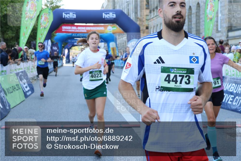 01.09.2024 - BARMER Alsterlauf Strokosch-Dieckow http://msf.ph/oto/6889242 01.09.2024 09:56:27 Ziel 2049, 2231, 2371, 2869, 3144, 3184, 3191, 3453, 3617, 3822, 3929, 4023, 4264, 4473, 4584, 4655, 8024, 8153, 8237 meine-sportfotos.de