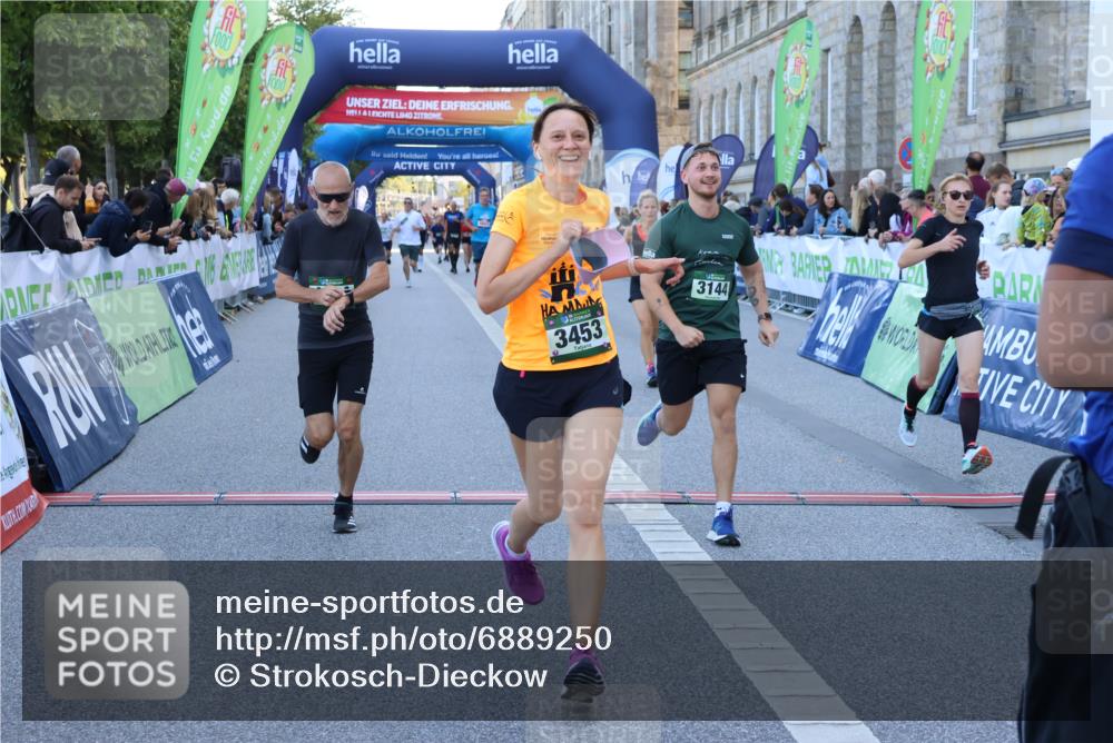 01.09.2024 - BARMER Alsterlauf Strokosch-Dieckow http://msf.ph/oto/6889250 01.09.2024 09:56:33 Ziel 2049, 2231, 3144, 3453, 3617, 3952, 4264, 4505, 4584, 4655, 4843, 5091, 8024, 8153 meine-sportfotos.de
