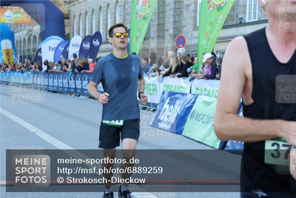 01.09.2024 - BARMER Alsterlauf Strokosch-Dieckow http://msf.ph/oto/6889259 01.09.2024 09:43:41 Ziel 2229, 3524, 3770, 3790, 3811, 3949, 3987, 4809, 8058 meine-sportfotos.de