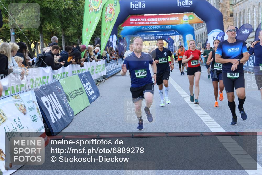 01.09.2024 - BARMER Alsterlauf Strokosch-Dieckow http://msf.ph/oto/6889278 01.09.2024 09:56:44 Ziel 2446, 2833, 3952, 4410, 4638, 4973, 4992, 5091, 8106, 8138, 8159, 8197, 8336, 8358, 8369 meine-sportfotos.de