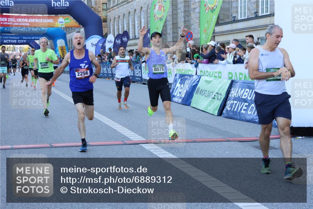 01.09.2024 - BARMER Alsterlauf Strokosch-Dieckow http://msf.ph/oto/6889312 01.09.2024 09:44:17 Ziel 2256, 2268, 2502, 2724, 2971, 3151, 3463, 3825, 4166, 4174, 4310, 4407, 4831, 4840, 4859, 5093, 8075, 8155, 8266 meine-sportfotos.de