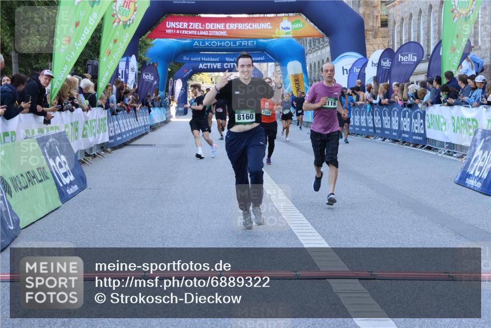 01.09.2024 - BARMER Alsterlauf Strokosch-Dieckow http://msf.ph/oto/6889322 01.09.2024 09:57:00 Ziel 2211, 2373, 2809, 3588, 3645, 3988, 4021, 4022, 4353, 4499, 4760, 5257, 8116, 8160 meine-sportfotos.de