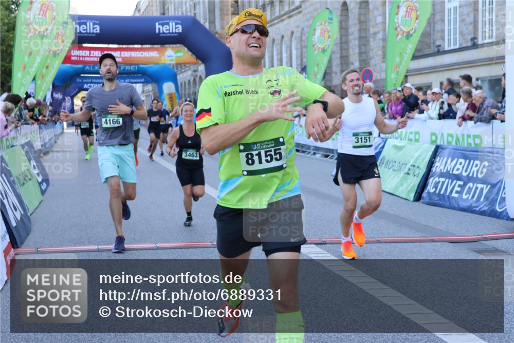 01.09.2024 - BARMER Alsterlauf Strokosch-Dieckow http://msf.ph/oto/6889331 01.09.2024 09:44:21 Ziel 2017, 2268, 2424, 2971, 3151, 3463, 3733, 3825, 4166, 4174, 4310, 4407, 4831, 4859, 5093, 8155, 8266 meine-sportfotos.de