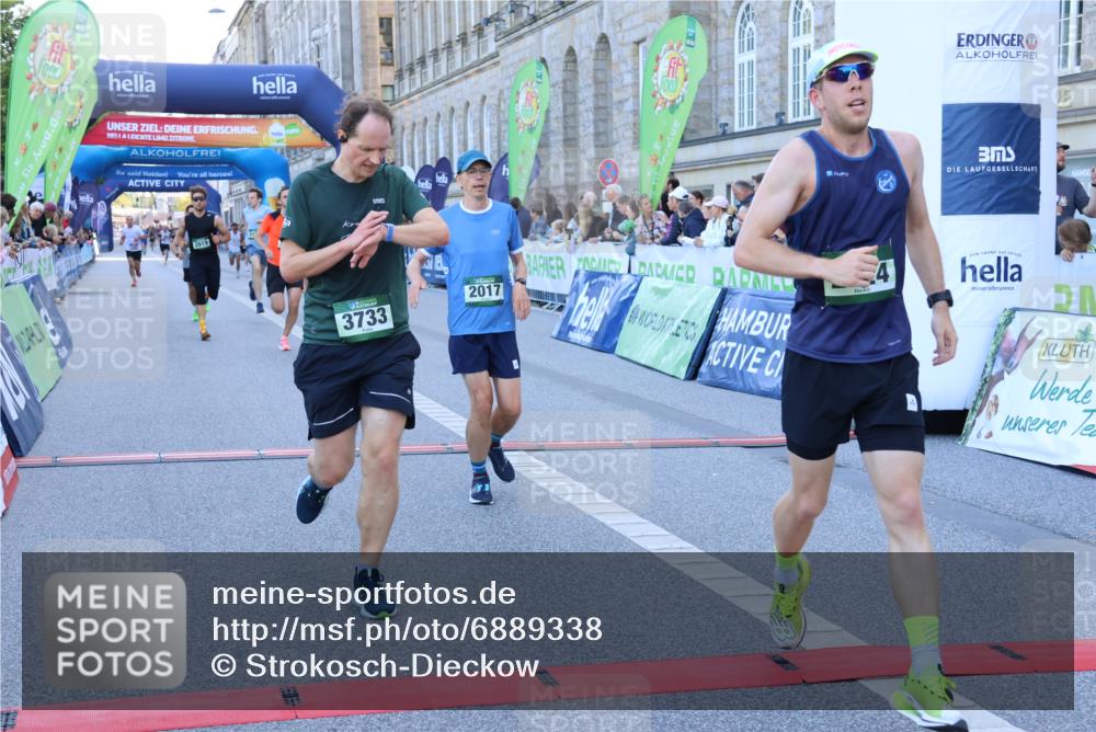 01.09.2024 - BARMER Alsterlauf Strokosch-Dieckow http://msf.ph/oto/6889338 01.09.2024 09:44:30 Ziel 2017, 2257, 2422, 2424, 3273, 3466, 3495, 3733, 3919, 4221, 4310, 4685, 5197, 8094, 8145, 8264 meine-sportfotos.de