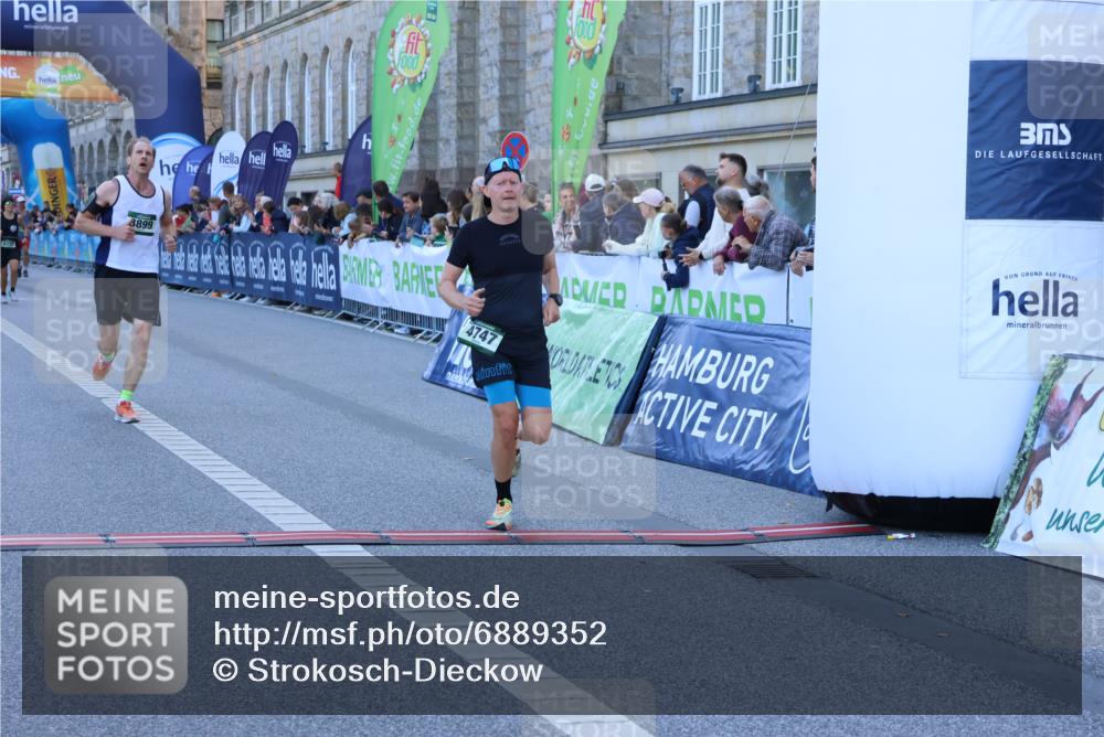 01.09.2024 - BARMER Alsterlauf Strokosch-Dieckow http://msf.ph/oto/6889352 01.09.2024 09:44:48 Ziel 2021, 2407, 3806, 3814, 3899, 4040, 4377, 4747, 4772 meine-sportfotos.de