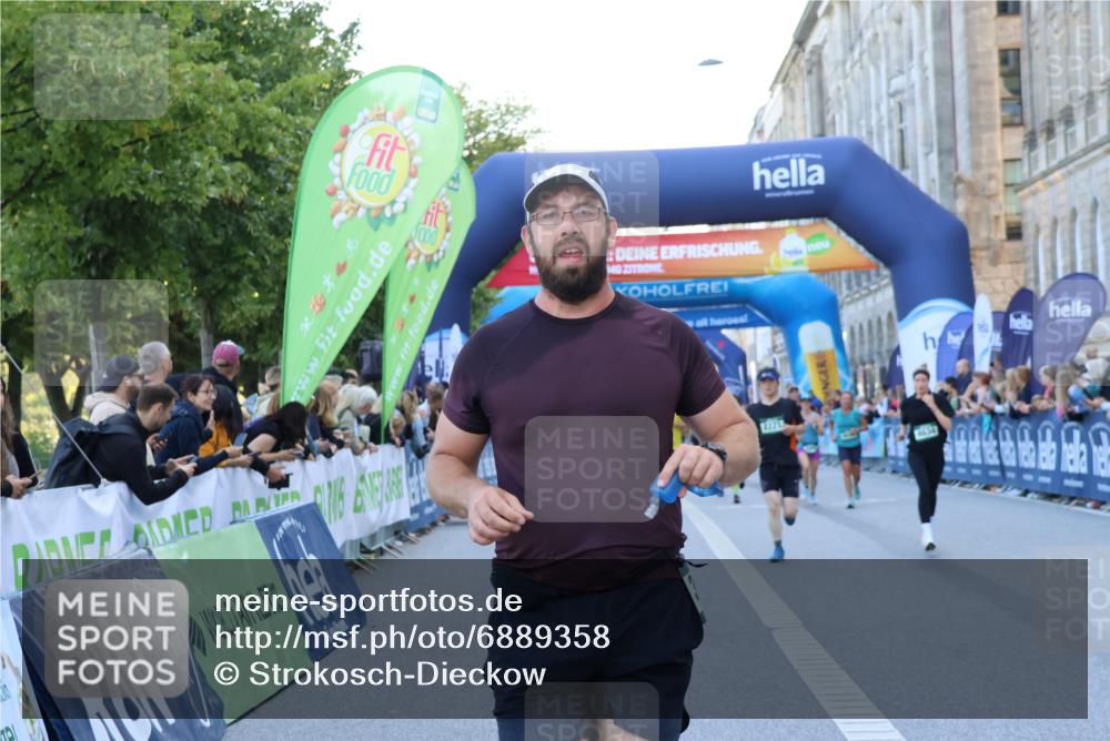 01.09.2024 - BARMER Alsterlauf Strokosch-Dieckow http://msf.ph/oto/6889358 01.09.2024 09:57:14 Ziel 2221, 2530, 2671, 2783, 3027, 3145, 3334, 3386, 3596, 3636, 4606, 4634, 4698, 5073, 5241, 8198 meine-sportfotos.de