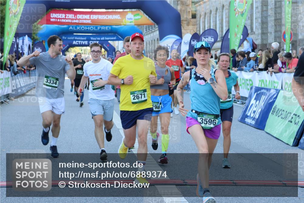 01.09.2024 - BARMER Alsterlauf Strokosch-Dieckow http://msf.ph/oto/6889374 01.09.2024 09:57:21 Ziel 2135, 2302, 2530, 2671, 3048, 3111, 3145, 3334, 3455, 3596, 3636, 3724, 3743, 4135, 4190, 4269, 4425, 4479, 4606, 4698, 5241, 8142, 8198 meine-sportfotos.de