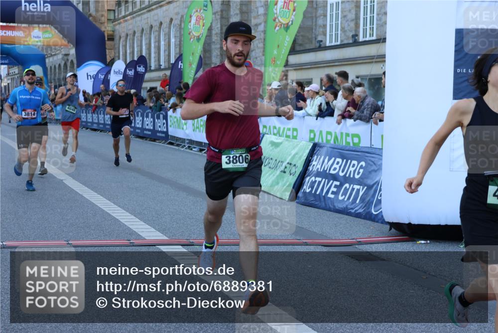01.09.2024 - BARMER Alsterlauf Strokosch-Dieckow http://msf.ph/oto/6889381 01.09.2024 09:44:55 Ziel 2021, 2104, 2407, 3132, 3806, 3814, 4040, 4377, 4772, 5100 meine-sportfotos.de