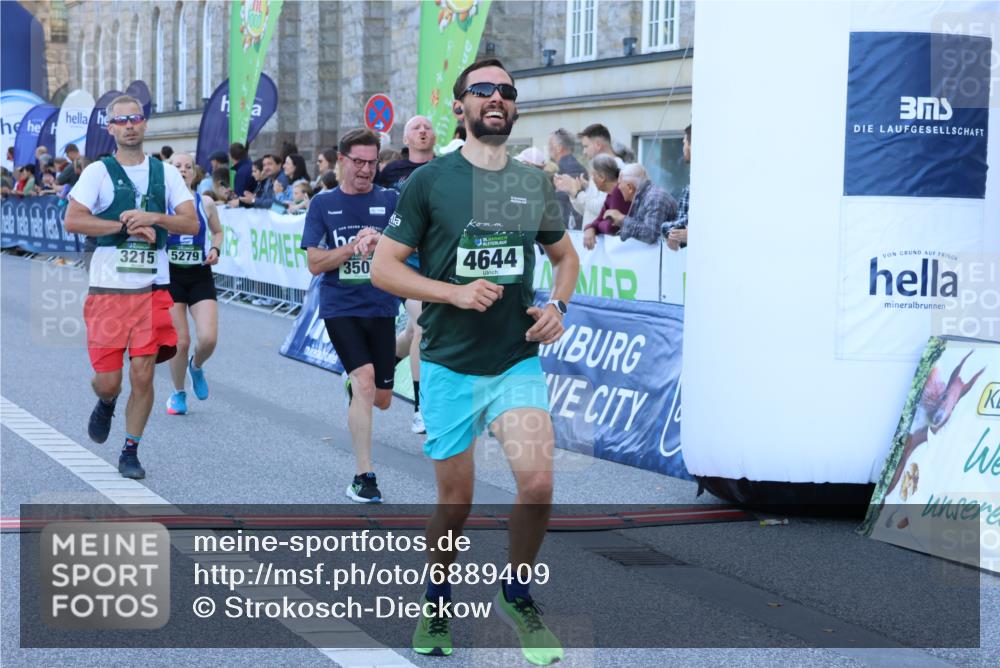01.09.2024 - BARMER Alsterlauf Strokosch-Dieckow http://msf.ph/oto/6889409 01.09.2024 09:45:08 Ziel 2708, 3215, 3290, 3503, 3545, 3597, 3756, 4143, 4328, 4368, 4644, 5089, 5247, 5279, 8099 meine-sportfotos.de