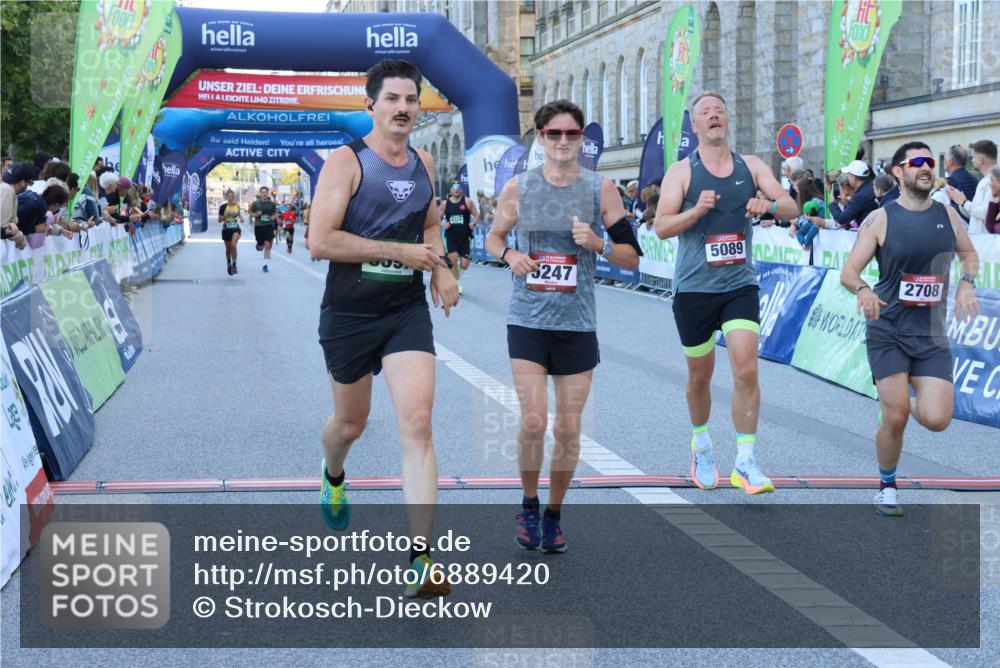 01.09.2024 - BARMER Alsterlauf Strokosch-Dieckow http://msf.ph/oto/6889420 01.09.2024 09:45:11 Ziel 2708, 3215, 3290, 3503, 3520, 3545, 3597, 3756, 4143, 4328, 4368, 4493, 5089, 5151, 5247, 5279, 8099 meine-sportfotos.de