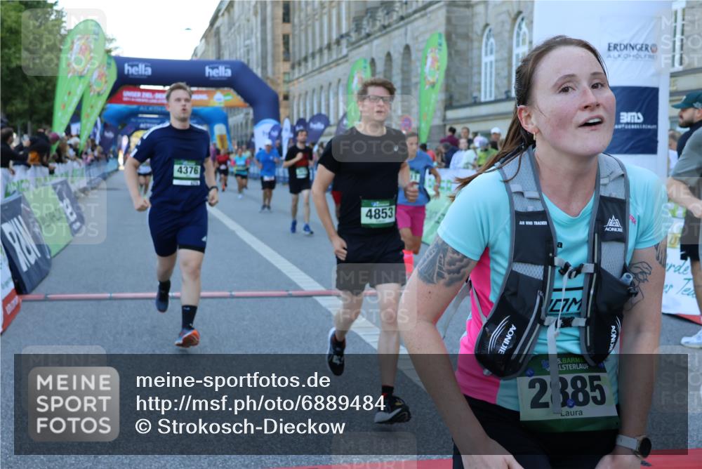 01.09.2024 - BARMER Alsterlauf Strokosch-Dieckow http://msf.ph/oto/6889484 01.09.2024 09:58:11 Ziel 2035, 2052, 2617, 2632, 3030, 3071, 3234, 3711, 3744, 3972, 3978, 3984, 4189, 4265, 4376, 4394, 4765, 4853, 4890, 4988, 5230, 8018, 8136, 8381 meine-sportfotos.de