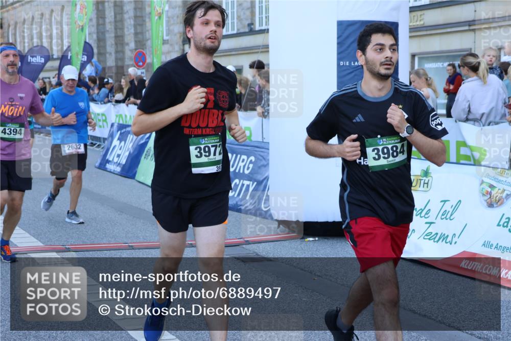 01.09.2024 - BARMER Alsterlauf Strokosch-Dieckow http://msf.ph/oto/6889497 01.09.2024 09:58:14 Ziel 2035, 2052, 2392, 2617, 2632, 3071, 3662, 3744, 3972, 3978, 3984, 4189, 4265, 4394, 4765, 4988, 5071, 8018, 8136, 8381 meine-sportfotos.de