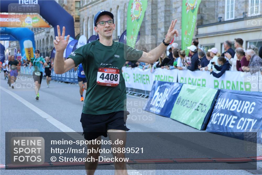 01.09.2024 - BARMER Alsterlauf Strokosch-Dieckow http://msf.ph/oto/6889521 01.09.2024 09:46:05 Ziel 2495, 2528, 2861, 3941, 4180, 4326, 4408, 4796, 5005, 5024 meine-sportfotos.de