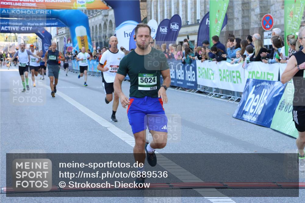 01.09.2024 - BARMER Alsterlauf Strokosch-Dieckow http://msf.ph/oto/6889536 01.09.2024 09:46:11 Ziel 2043, 2495, 2528, 2861, 2926, 3225, 3941, 4326, 4400, 4776, 4796, 4839, 5024, 5203 meine-sportfotos.de