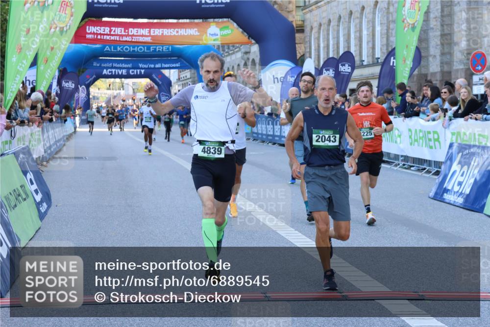 01.09.2024 - BARMER Alsterlauf Strokosch-Dieckow http://msf.ph/oto/6889545 01.09.2024 09:46:16 Ziel 2043, 2279, 2495, 2926, 3225, 4400, 4776, 4796, 4811, 4839, 5203 meine-sportfotos.de