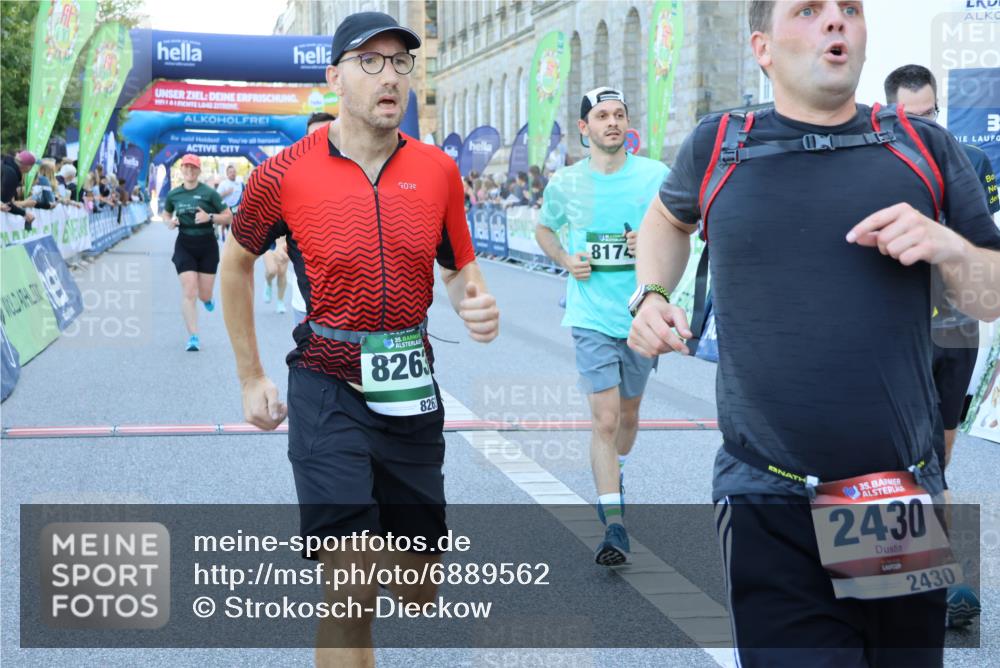 01.09.2024 - BARMER Alsterlauf Strokosch-Dieckow http://msf.ph/oto/6889562 01.09.2024 09:58:32 Ziel 2037, 2430, 2634, 2832, 2855, 3438, 3755, 3856, 3894, 4071, 4352, 4474, 4618, 4636, 4723, 4850, 5126, 8174, 8263 meine-sportfotos.de