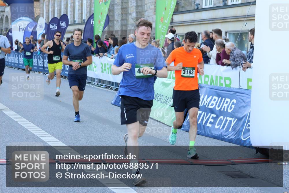 01.09.2024 - BARMER Alsterlauf Strokosch-Dieckow http://msf.ph/oto/6889571 01.09.2024 09:46:29 Ziel 2469, 2756, 2810, 3150, 3193, 3411, 3576, 3715, 4118, 4323, 4671, 4948, 4968, 5080, 5173, 8091, 8168, 8372, 8384 meine-sportfotos.de
