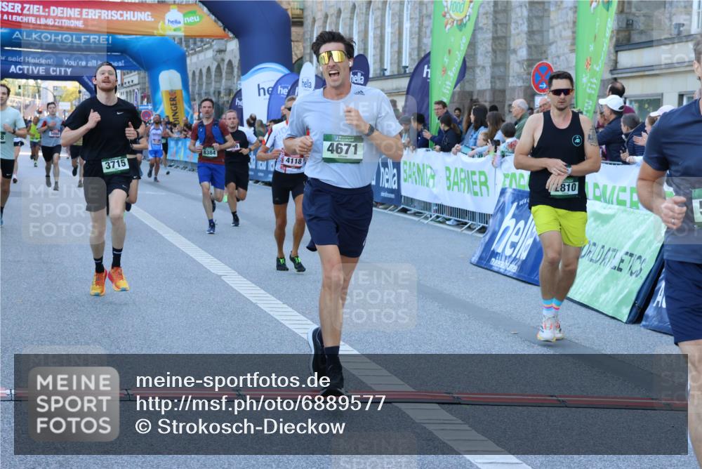 01.09.2024 - BARMER Alsterlauf Strokosch-Dieckow http://msf.ph/oto/6889577 01.09.2024 09:46:31 Ziel 2110, 2406, 2469, 2756, 2810, 3193, 3411, 3576, 3715, 4118, 4323, 4671, 4948, 5080, 5173, 8091, 8168, 8372, 8384 meine-sportfotos.de