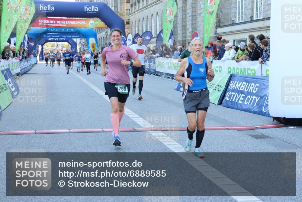 01.09.2024 - BARMER Alsterlauf Strokosch-Dieckow http://msf.ph/oto/6889585 01.09.2024 09:58:41 Ziel 2166, 2299, 2403, 2428, 2649, 2848, 2868, 3755, 4071, 4363, 4474, 4618, 4888, 5014, 8202 meine-sportfotos.de