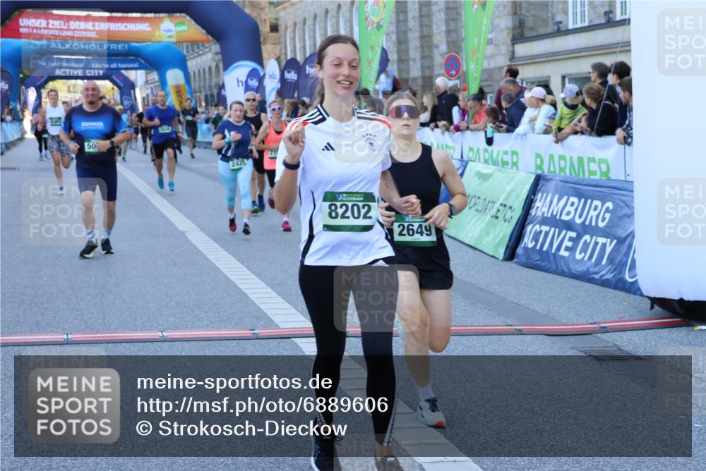 01.09.2024 - BARMER Alsterlauf Strokosch-Dieckow http://msf.ph/oto/6889606 01.09.2024 09:58:48 Ziel 2166, 2193, 2299, 2354, 2428, 2649, 2775, 2848, 3187, 4113, 4363, 4572, 4641, 4888, 5014, 5114, 8202 meine-sportfotos.de
