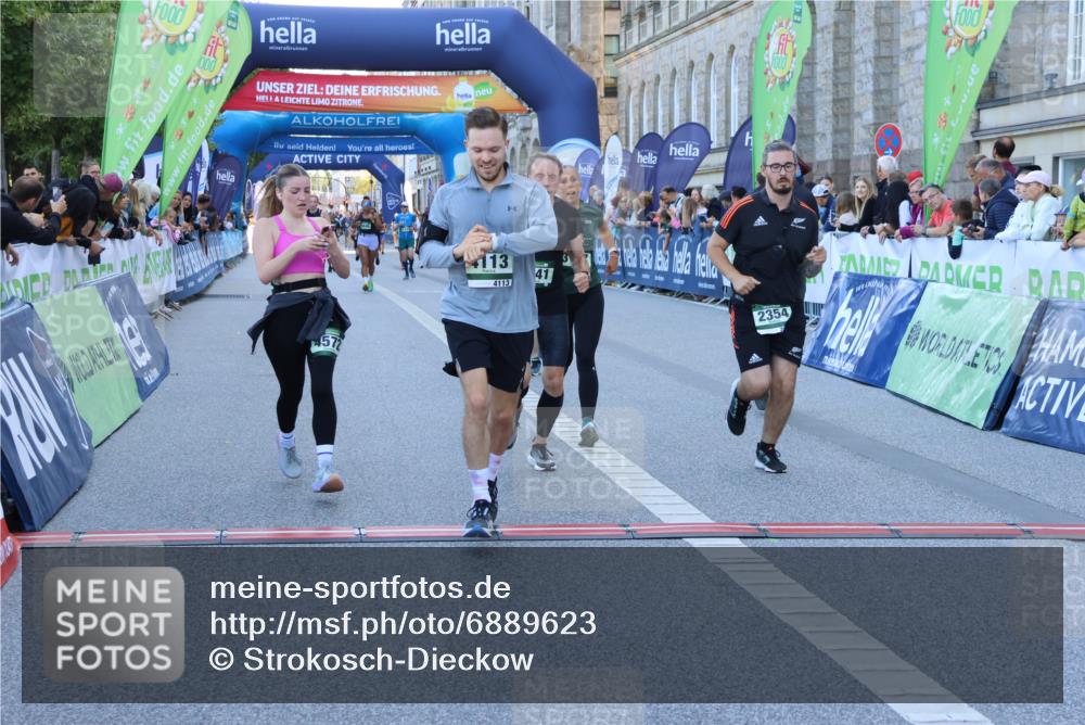 01.09.2024 - BARMER Alsterlauf Strokosch-Dieckow http://msf.ph/oto/6889623 01.09.2024 09:58:56 Ziel 2354, 2775, 3135, 3187, 3684, 3846, 4113, 4217, 4572, 4641, 5114, 8180 meine-sportfotos.de