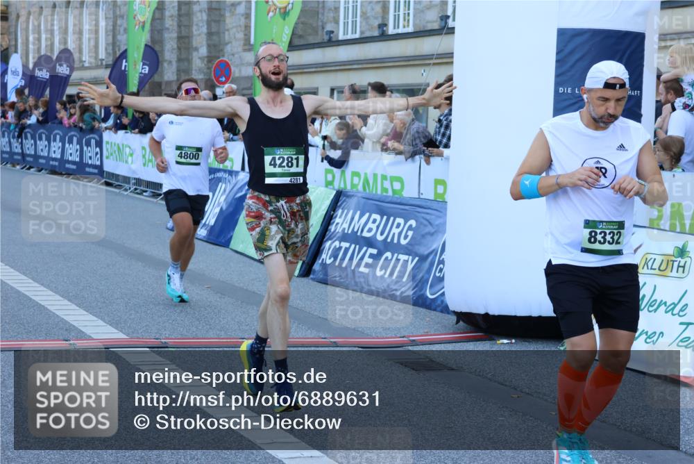 01.09.2024 - BARMER Alsterlauf Strokosch-Dieckow http://msf.ph/oto/6889631 01.09.2024 09:46:54 Ziel 2847, 3244, 3378, 3848, 4020, 4281, 4569, 4800, 8332 meine-sportfotos.de